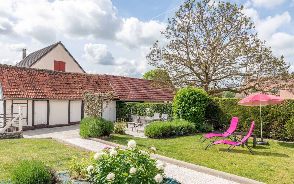 Mesnieres-en-Bray House | 70 m² House ∙ 2 bedrooms ∙ 4 guests