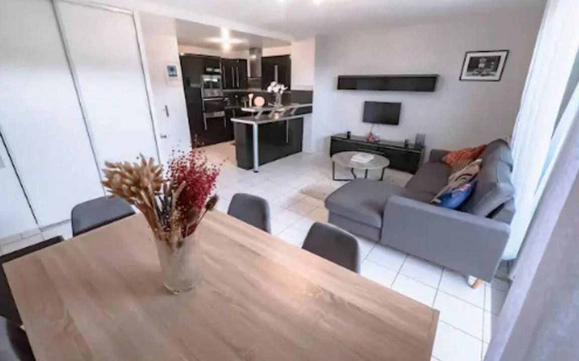 Bobigny Resort | 70 m² Private room ∙ 1 bedroom ∙ 1 guest