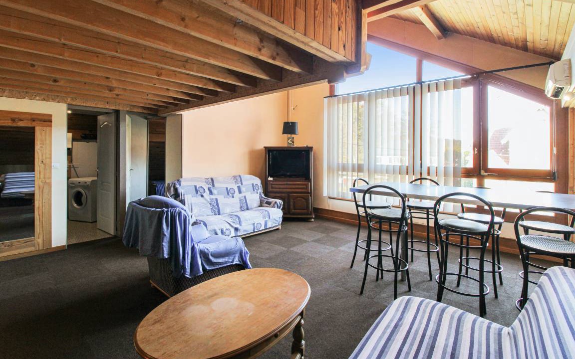 Echenans Apartment | 80 m² Apartment ∙ 2 bedrooms ∙ 8 guests