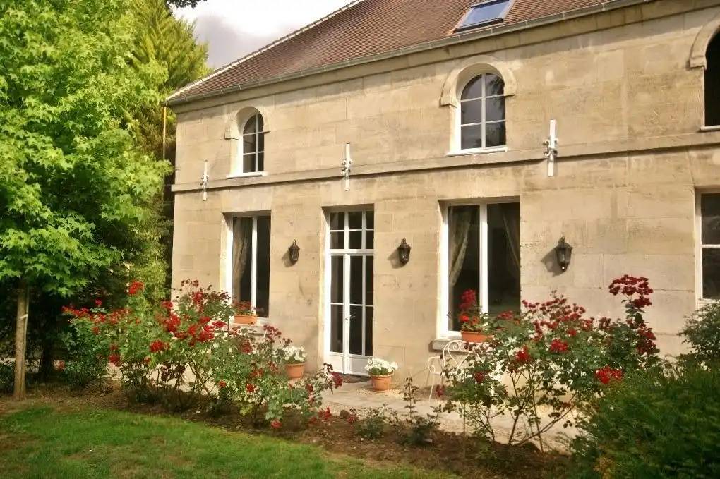 Mouy House | 80 m² House ∙ 2 bedrooms ∙ 4 guests