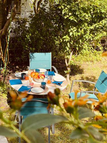 La Courneuve House | 80 m² House ∙ 3 bedrooms ∙ 6 guests