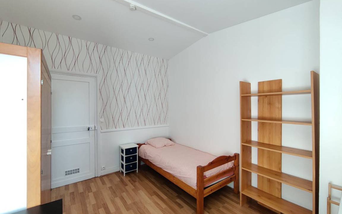 Mons-en-Baroeul Resort | 80 m² Private room ∙ 1 bedroom ∙ 6 guests