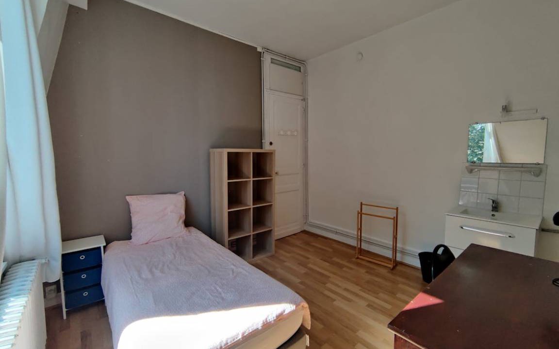 Mons-en-Baroeul Resort | 80 m² Private room ∙ 1 bedroom ∙ 6 guests
