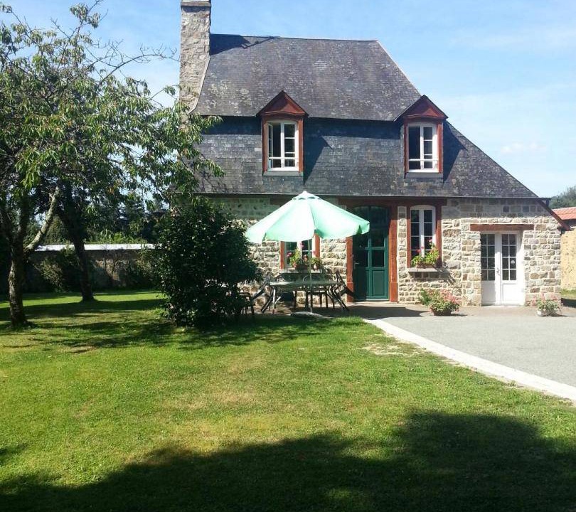 Bion House | 90 m² Gîte ∙ 2 bedrooms ∙ 5 guests