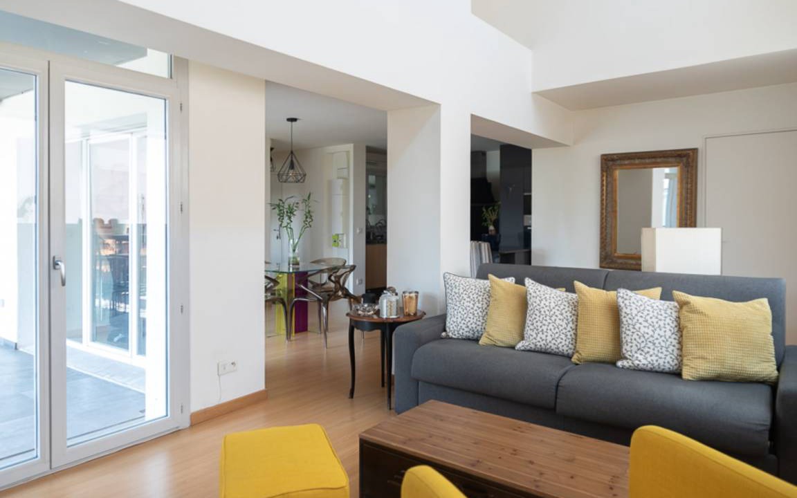 Pantin Apartment | 93 m² Apartment ∙ 3 bedrooms ∙ 8 guests