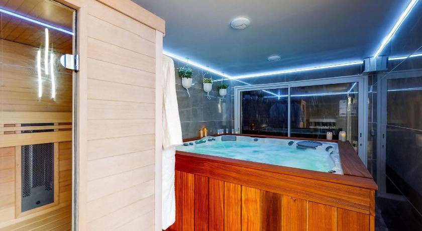 Villeneuve-le-Comte House | 93 m² House ∙ 3 bedrooms ∙ 8 guests