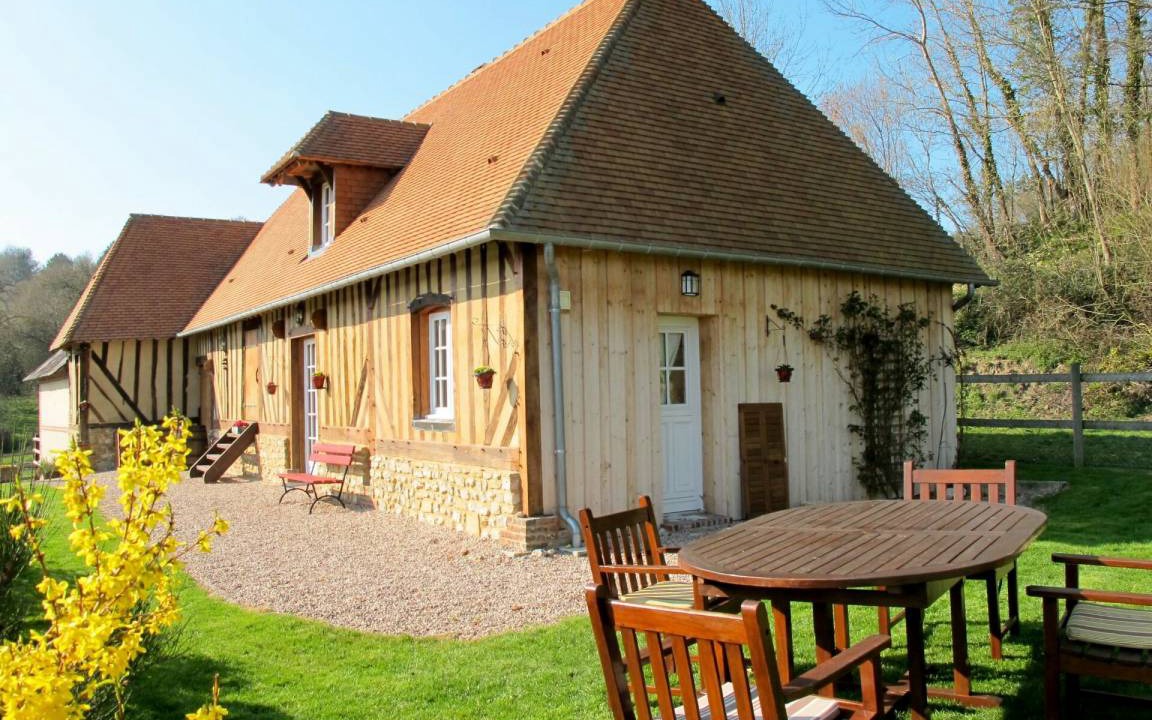 Courtonne-la-Meurdrac Other | 95 m² Accommodation ∙ 2 bedrooms ∙ 5 guests