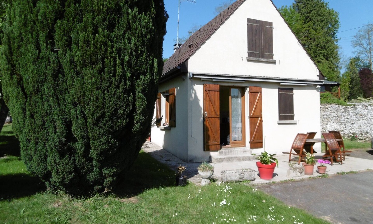 Chateau-Thierry House | A stay in the countryside in the Champagne region