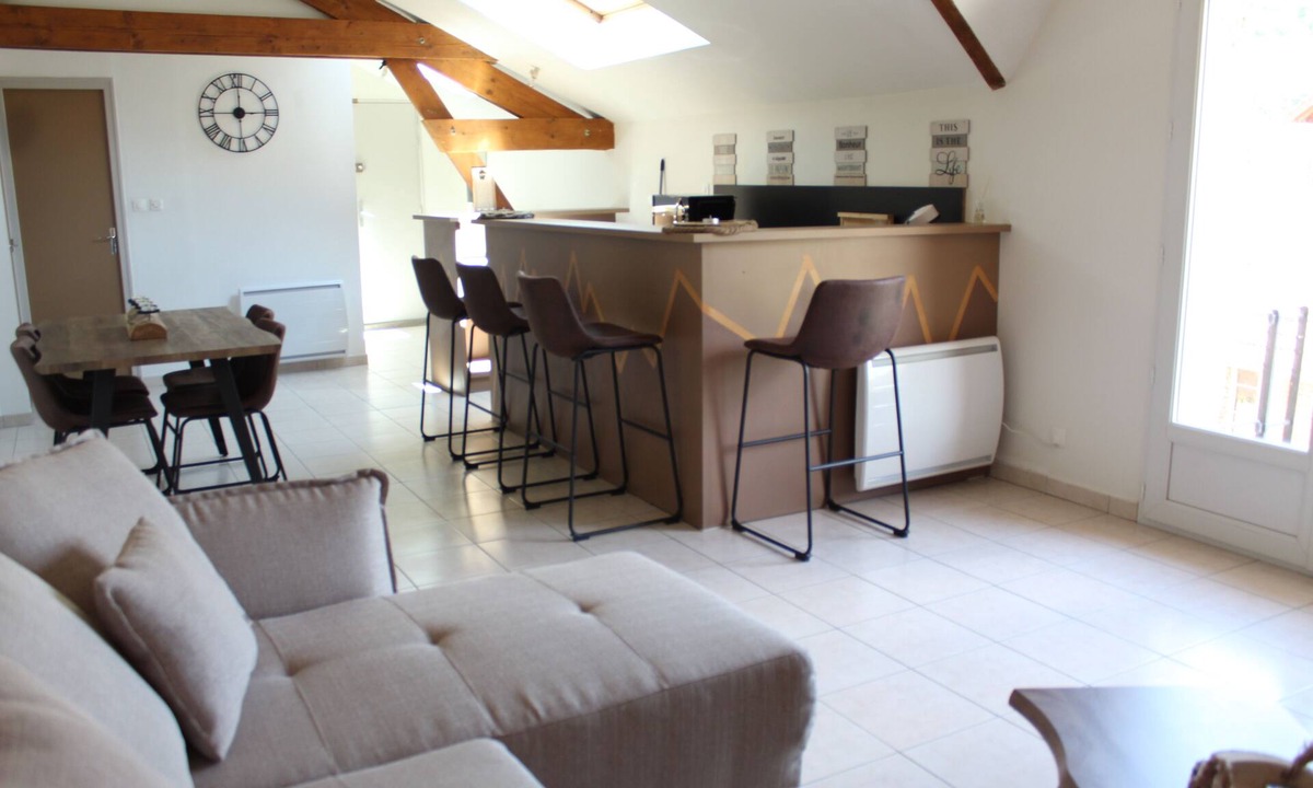 Folembray Apartment | Accommodation for 6 people in FOLEMBRAY 02670