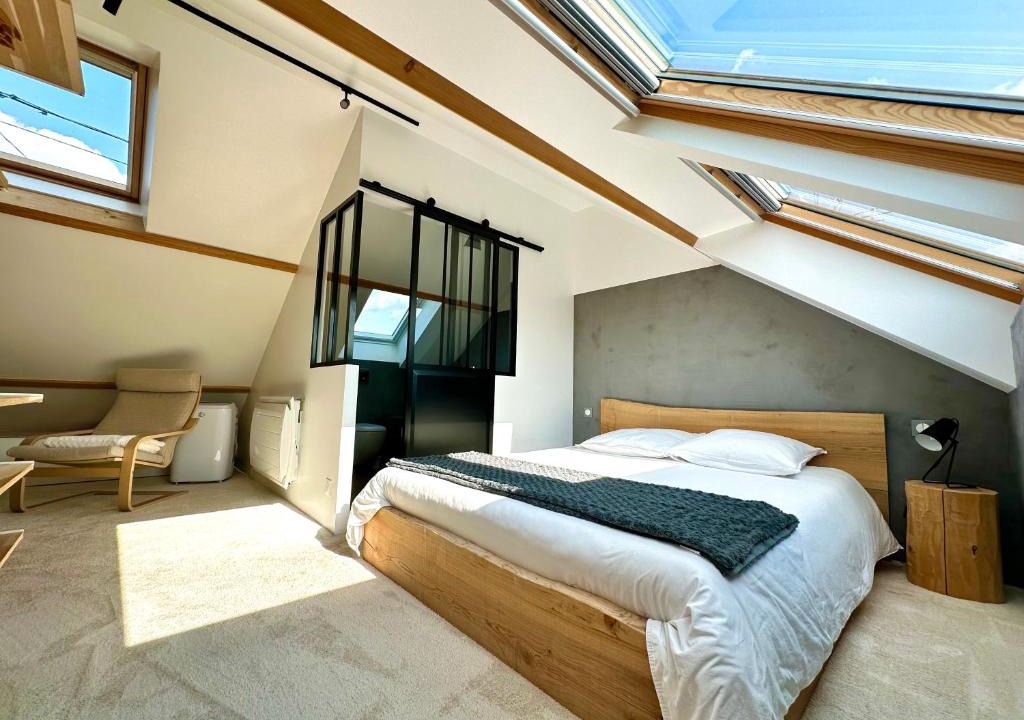 Coutevroult Apartment | Alpine Valley - Appartement familial Disneyland Paris - wifi et parking inclus !