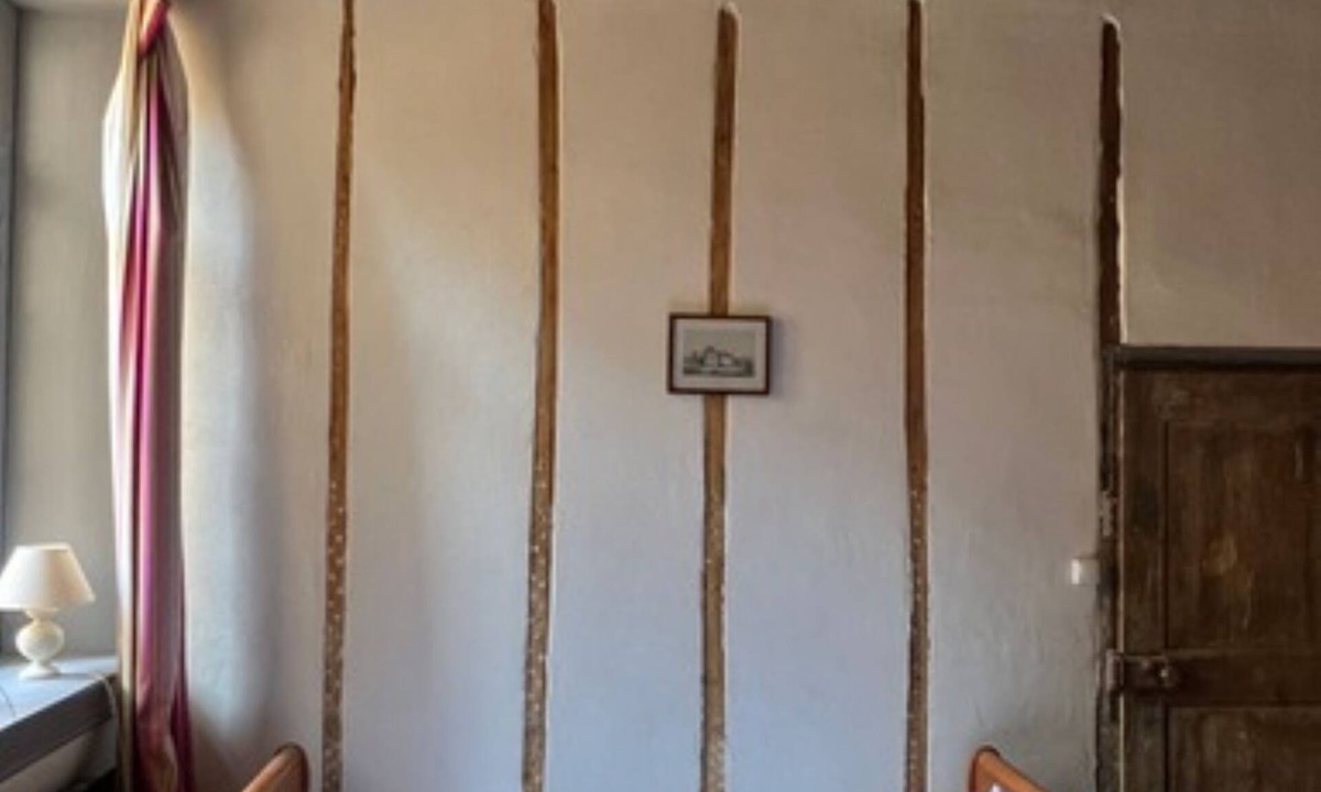 Pesmes Apartment | Apartment in a Renaissance Hôtel Particulier