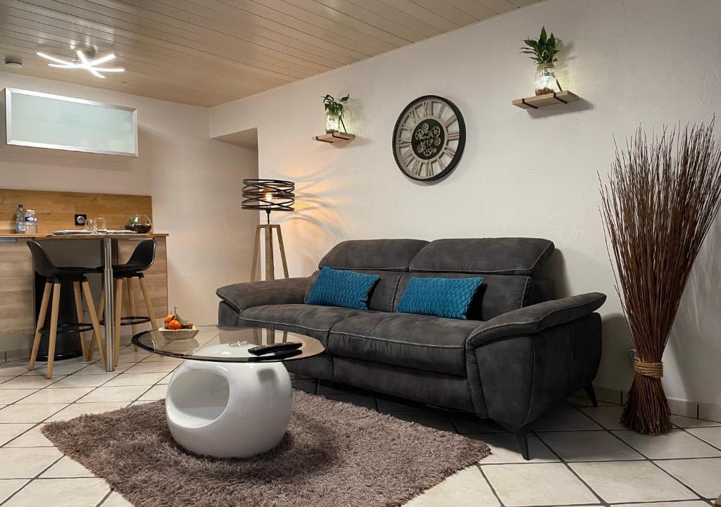 Conflans-Sainte-Honorine Apartment | Appartement coquet « Au bord de l’eau »