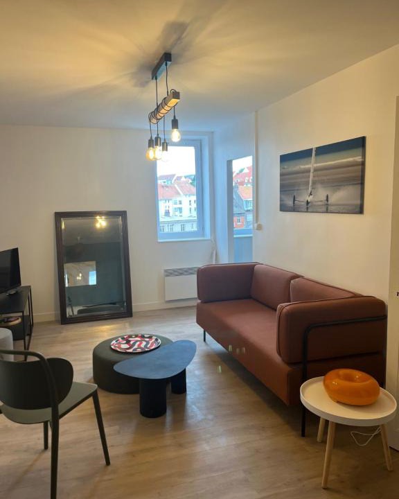 Dernier Sou Apartment | Appartement comme à la maison refait à neuf