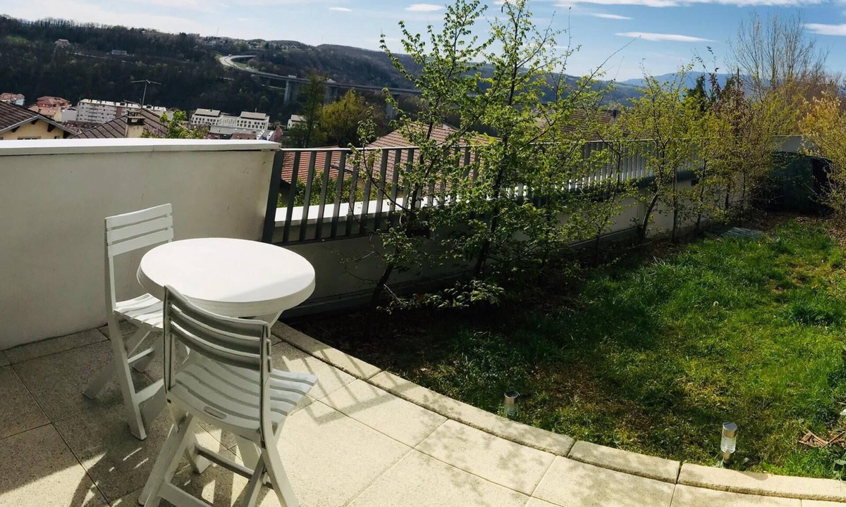 Bellegarde-sur-Valserine Apartment | Appartement de 80m2 à 30min de Genève