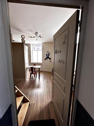 Bergues Apartment | Appartement duplex ,En Face