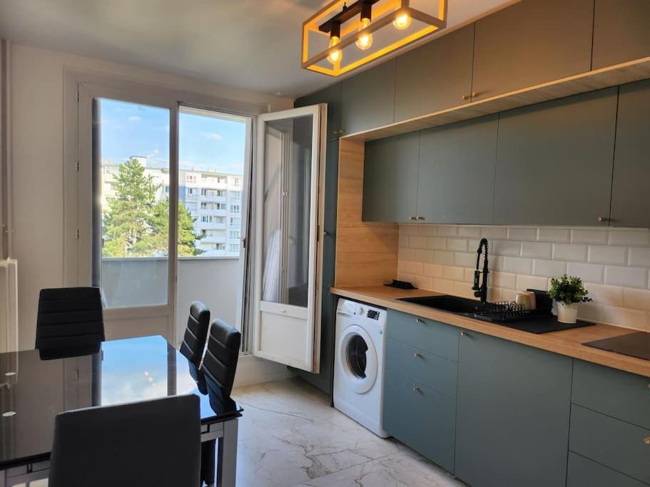 Neuilly-sur-Marne Apartment | Appartement Spacieux et Rénové