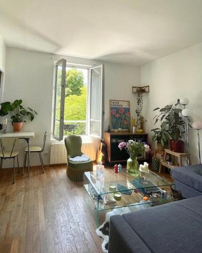 Amerique Apartment | Appartement vue sur les Buttes Chaumont