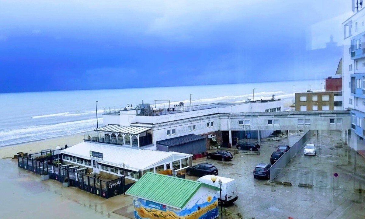 Bray-Dunes Apartment | Apt 6 pers. Duplex sea view with old charm