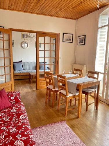 Mers-les-Bains Apartment | Apt in Villa Française