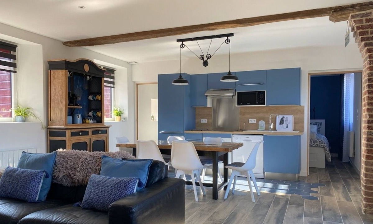 Bosc-Roger-sur-Buchy House | ARMADA 2023 Beautiful tastefully renovated barn, with farm animals!
