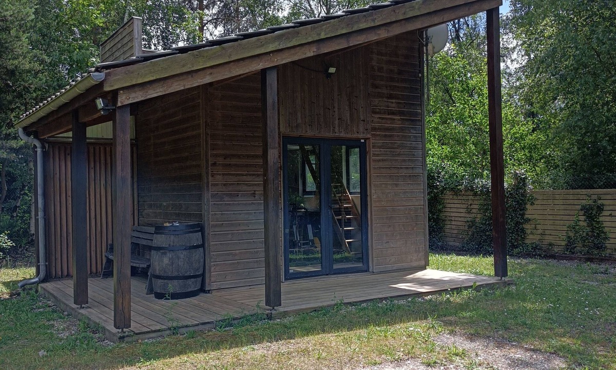 Brechamps Ski Chalet | Atypical cottage. in the countryside!