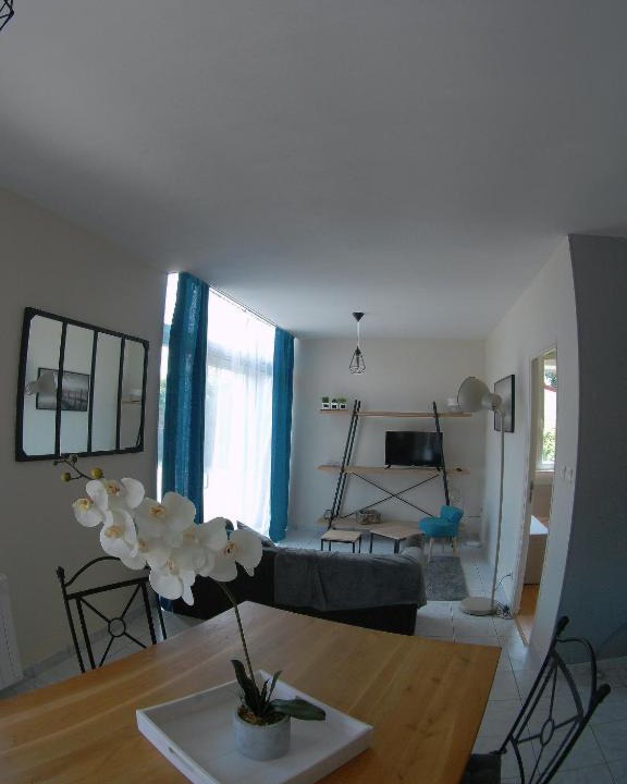 Parvillers-le-Quesnoy Apartment | Au bonheur des Anes - Gîte Idylle