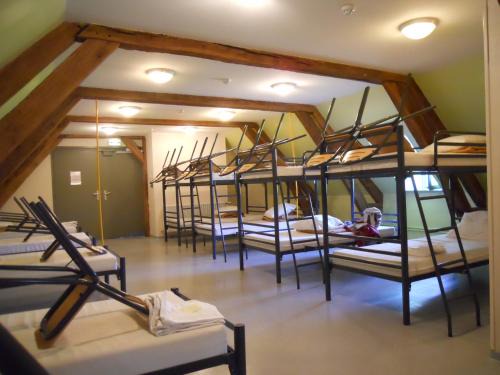 Montreuil-sur-Mer Hostel | Auberge de jeunesse-La Hulotte