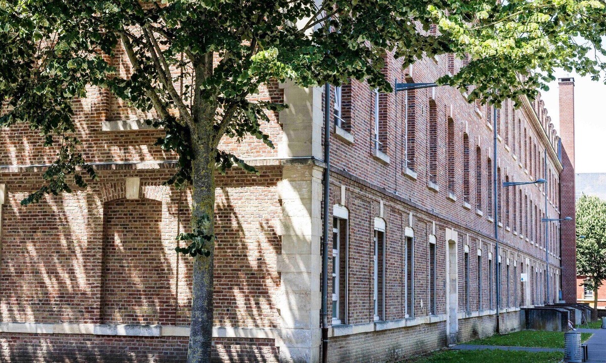 Saint-Honore - Jeanne d'Arc Hostel | Auberge de Jeunesse HI Amiens