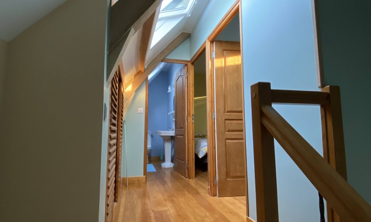 Houdain House | Aux jeux de Paume and its suite