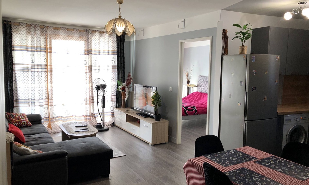Athis-Mons Apartment | Big-apart-near Orly Airport