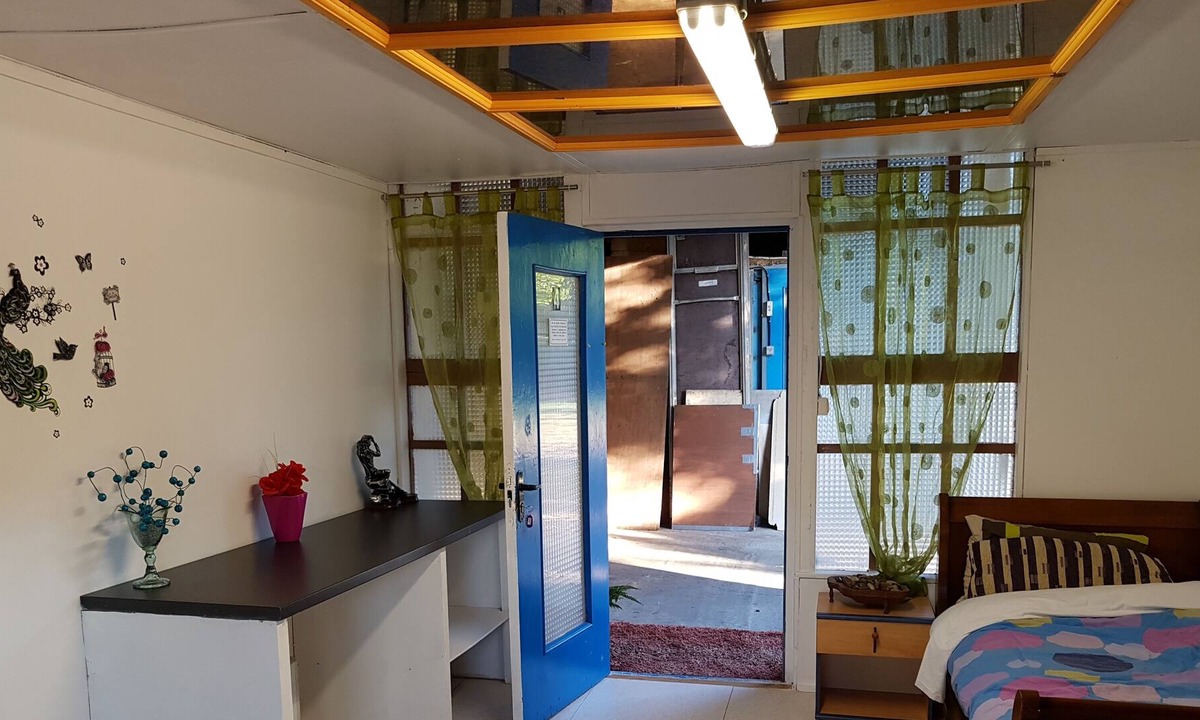 Ruaudin Bed & Breakfast | Blue Wary at Gué Des Boires