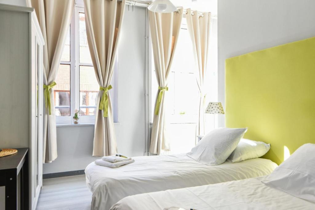 Lille Centre Ville Apartment | Bright studio close to the stations in Central Lille - Welkeys