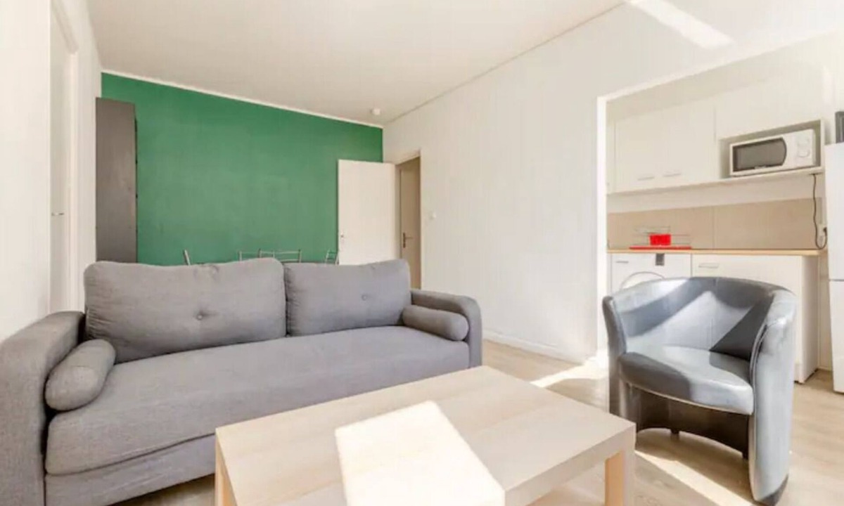 Valenciennes Apartment | Bright T2 apartment - Valenciennes town center
