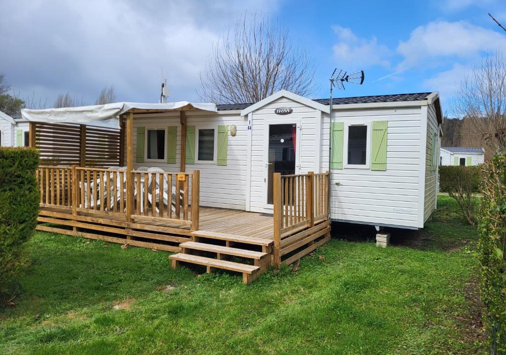 Ivry-la-Bataille Other | Bungalow cosy pour 6 personnes