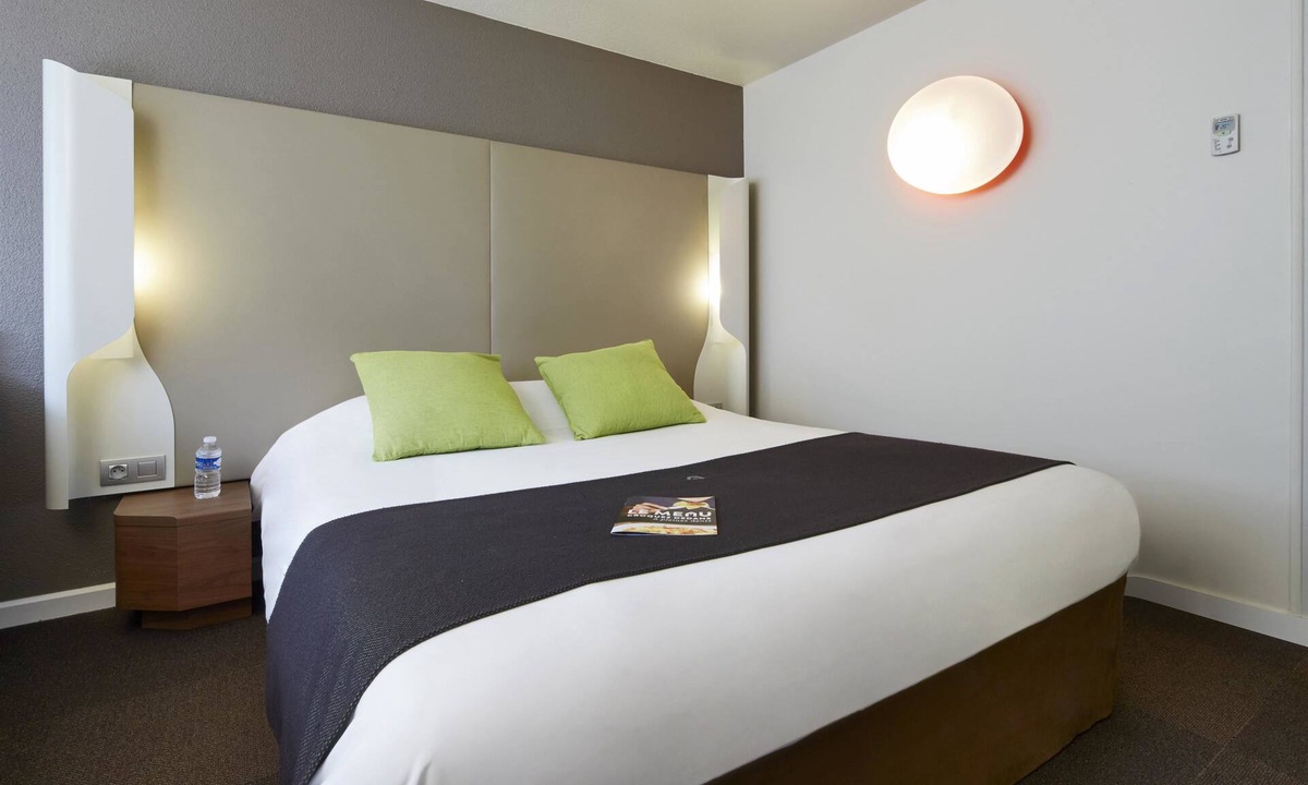 Senlis Hotel | Campanile Senlis