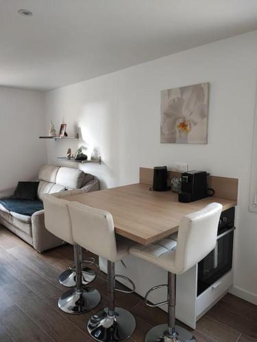 Villeneuve-Saint-Denis Apartment | Charmant appartement 2 pièces proche Disneyland