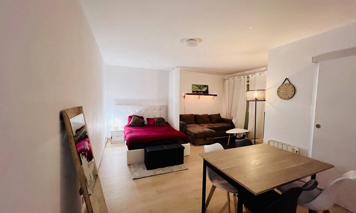Meaux Apartment | Charmant Studio : Proche Paris et Disneyland !