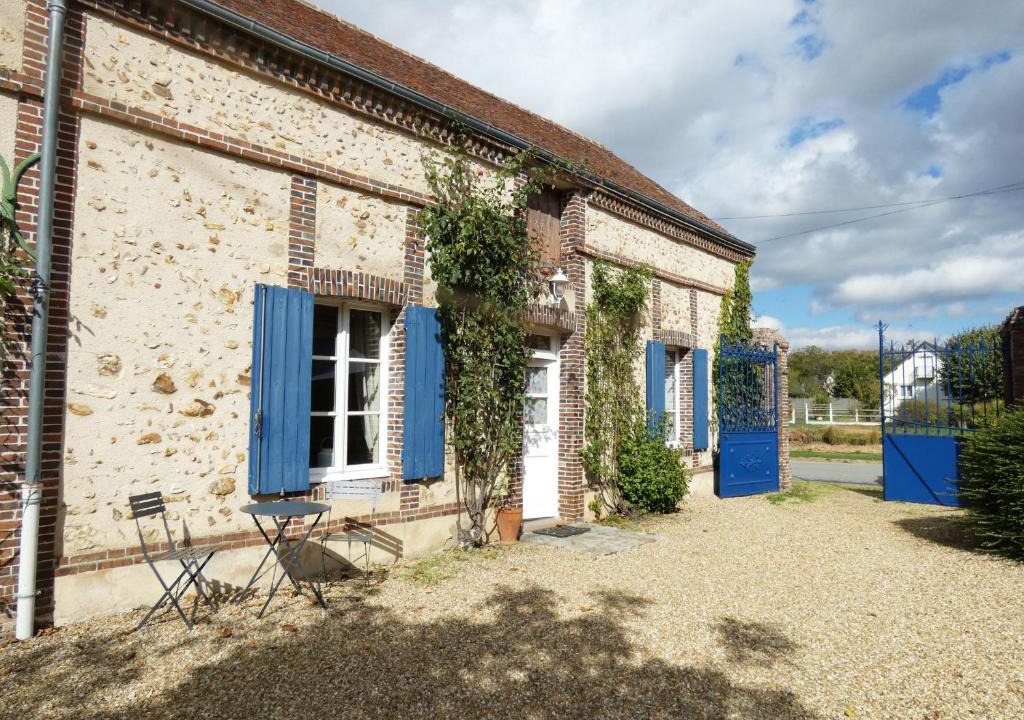 Le Boullay-Thierry House | Charmante maison avec piscine chauffée, cour fermée, proche Dreux et Chartres - FR-1-581-6