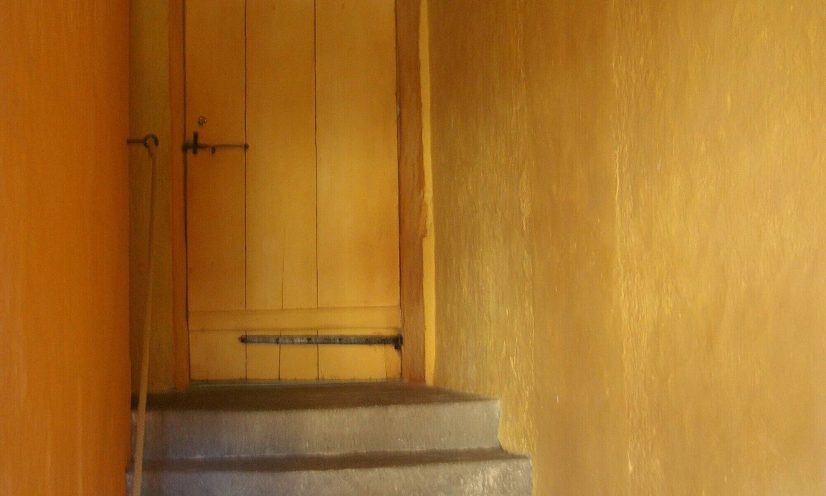 Besse-en-Chandesse House | Charming gite with character