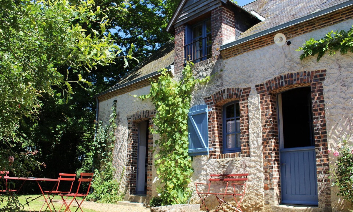 Berfay Cottage | Charming Cottage: Fireplace, Wifi, Bikes, Garden & Garage in Lush Countryside