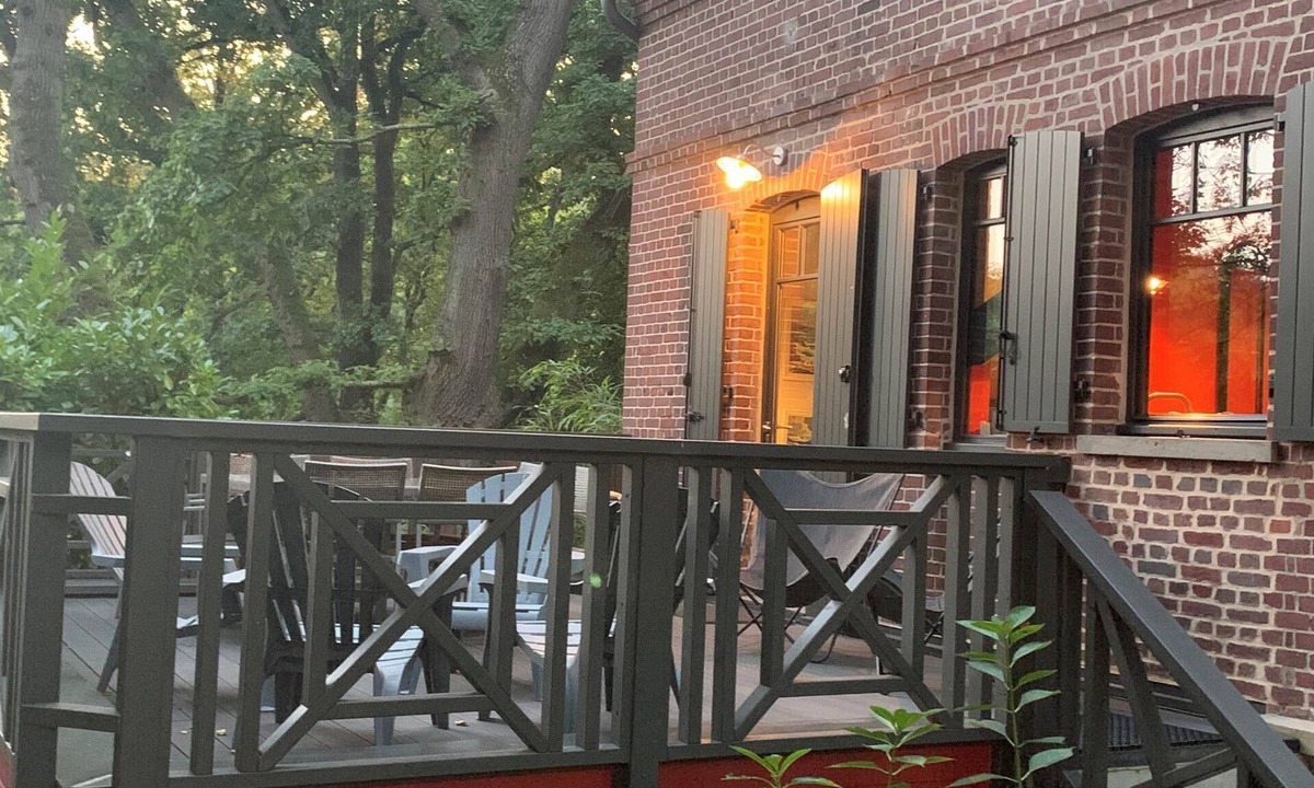 Ault Apartment | Charming cottage for 8 people in the heart of a wood by the sea