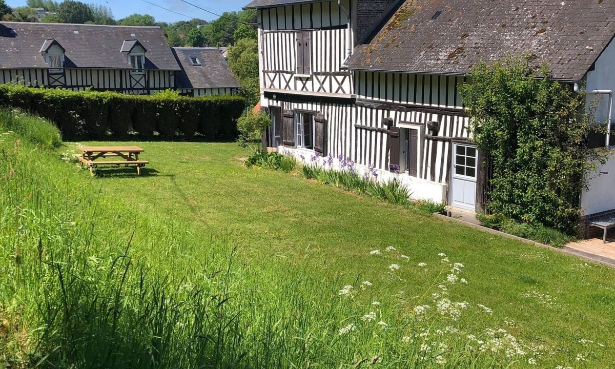 Saint-Valery-en-Caux House | Charming family home sleeps 12 in Saint Valery en Caux