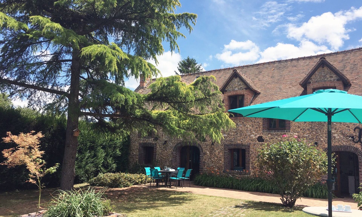Bretagnolles House | Charming house for 6 to 8 people 1 hour from Paris in a village on the edge of a forest