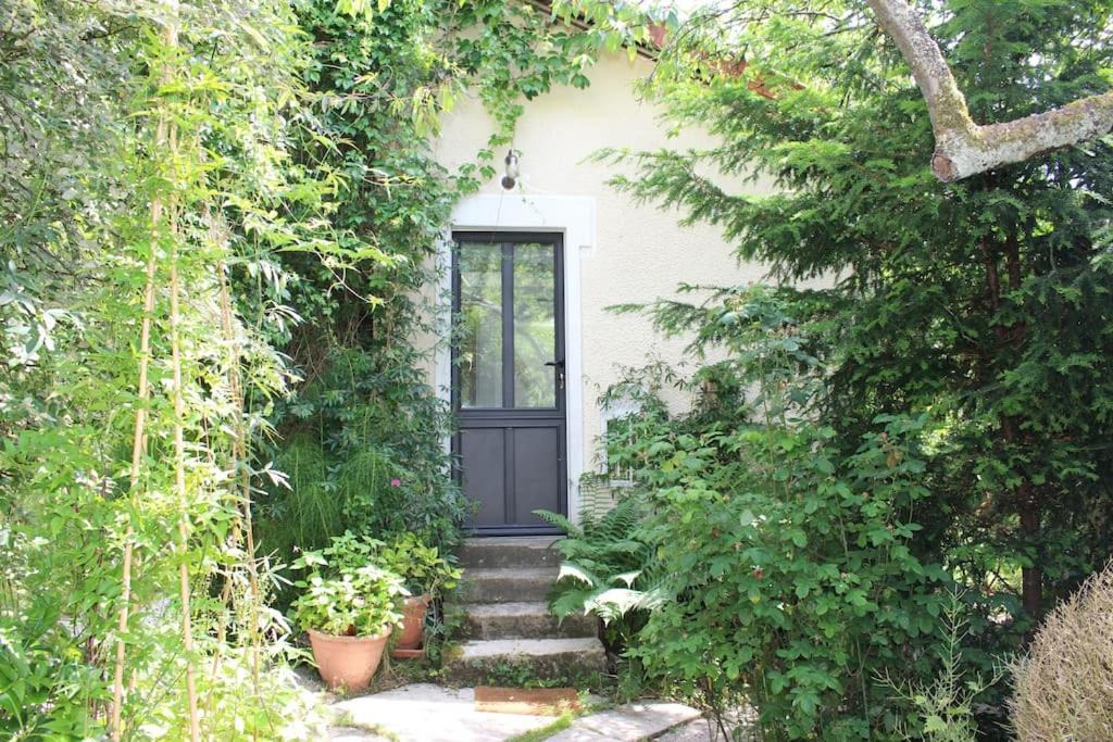 Haut Montmorency Apartment | Cocoon in a green setting, private garden