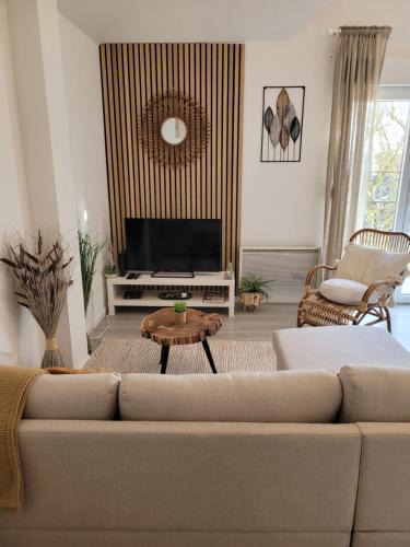 Survilliers Apartment | COCOONING HOUSE B222 Suite ZEN & PEACEFUL AEROPORT PARIS ROISSY CDG - PARC ASTERIX- STADE DE FRANCE