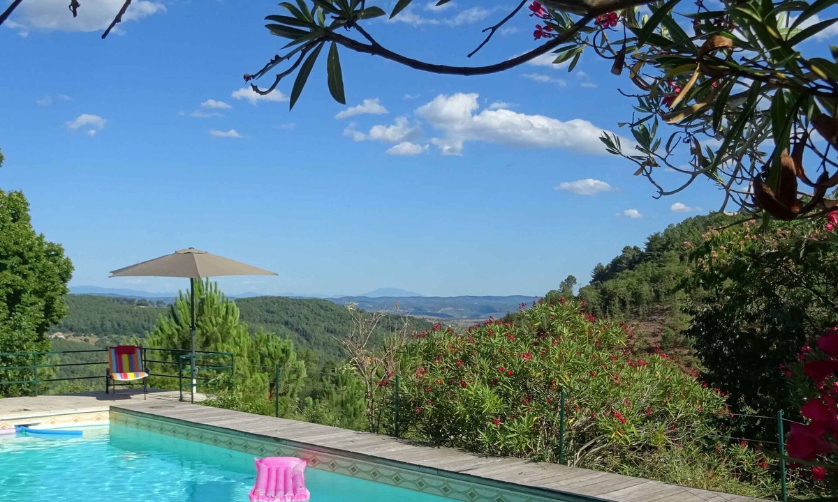 Chassiers House | Comfortable 4* South-Ardèche house, airco sleeping rooms, pool, panoramic view