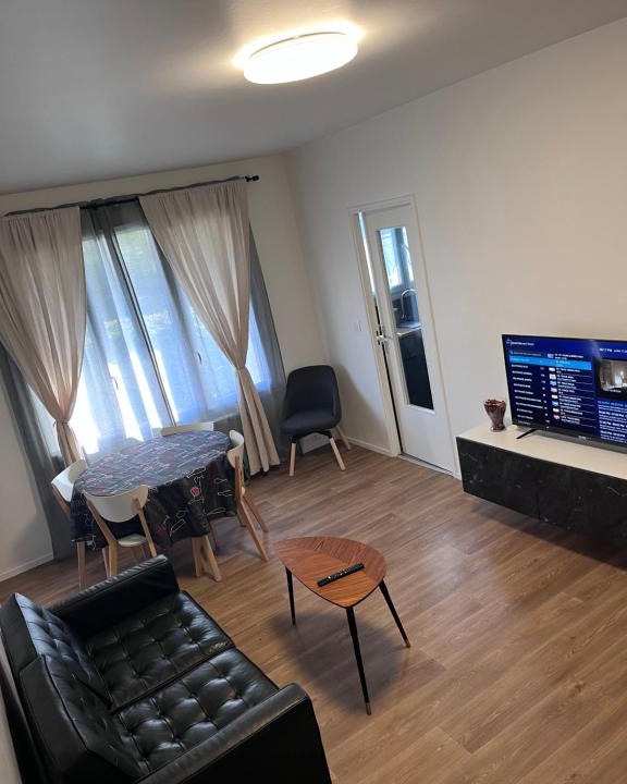 Noisy-le-Sec Apartment | Commerce à proximité et 10 minute de la gare