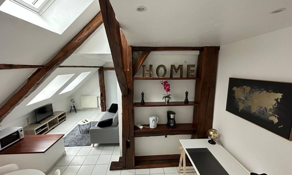 Bavans Apartment | Cosy apartment, close to all amenities yet in a quiet location