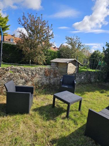 Outreau Apartment | Cosy appartement 45m2 vu et accès jardin commun