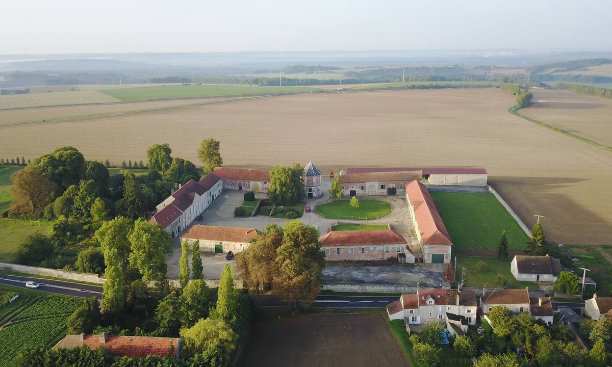 Le Plessis-Placy Cottage | Cottage for 8-9 people in a farmhouse